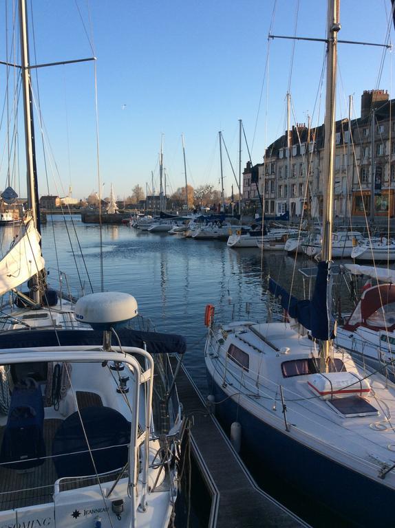Appartement Le Notre Dame องเฟลอร์ ภายนอก รูปภาพ